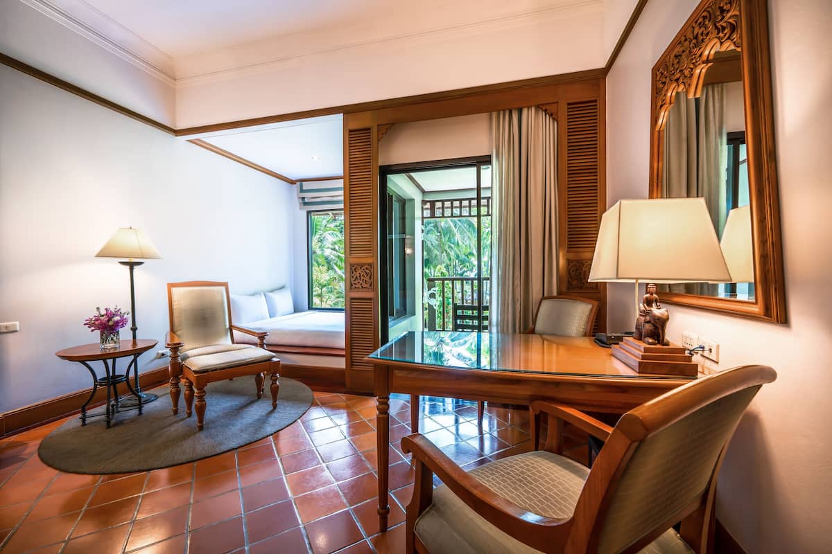 family room, 1 king bed, non smoking, garden view (balcony) | living area | 37-inch lcd tv with satellite channels, tv, ping pong