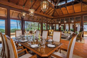 Royal Villa, 2 Bedrooms, Non Smoking, Oceanfront | Property amenity