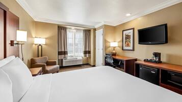 Standard Room, 1 King Bed, Non Smoking | Desk, iron/ironing board, free WiFi, bed sheets