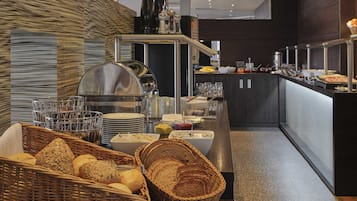 Daily buffet breakfast (EUR 16 per person)