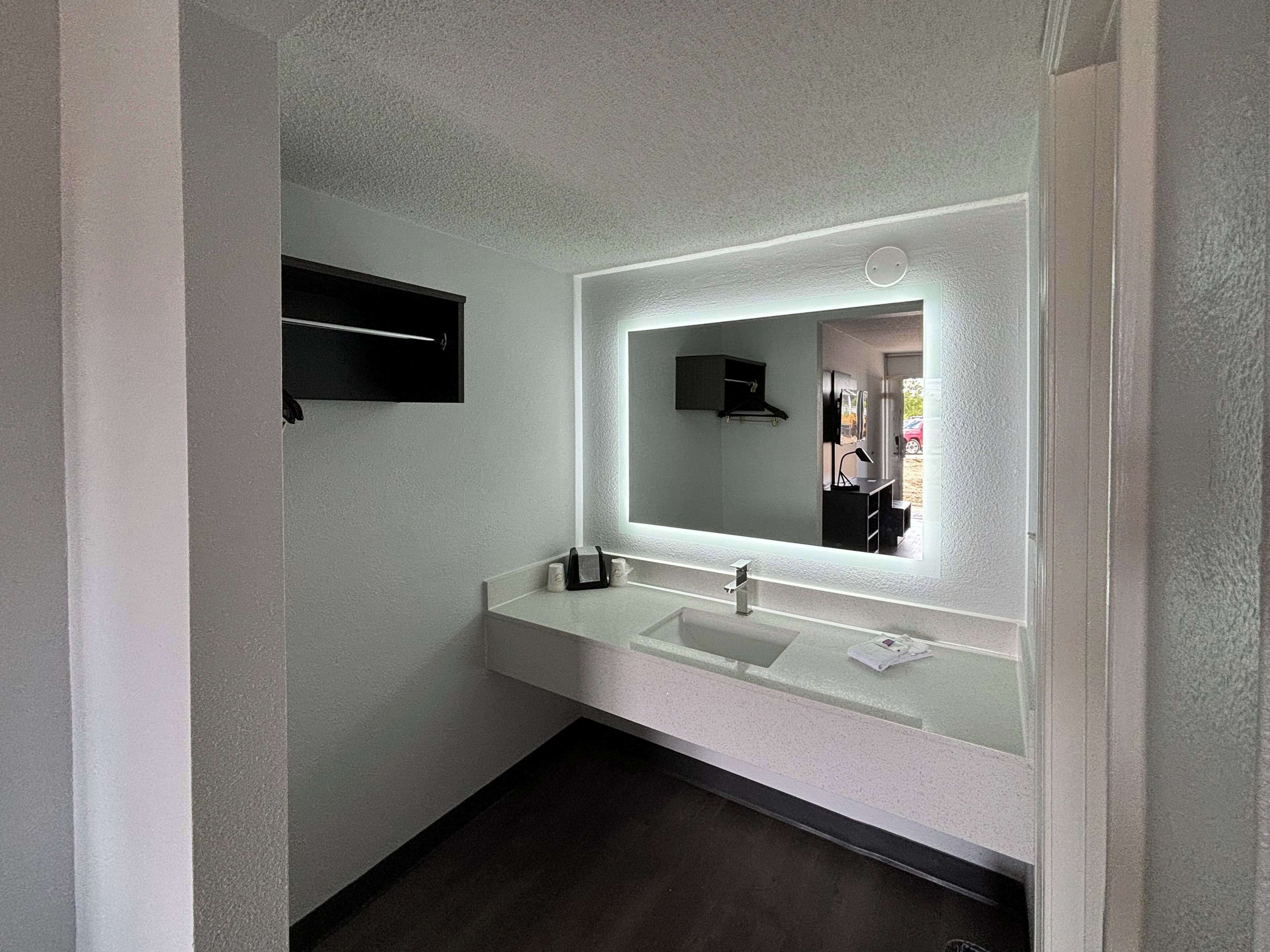 シャワー付き浴槽、タオル