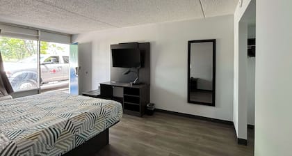 Motel 6 Richmond, KY – EKU Campus Area