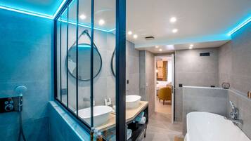 Suite, 1 King Bed, Non Smoking | Egyptian cotton sheets, premium bedding, down duvets, pillow-top beds