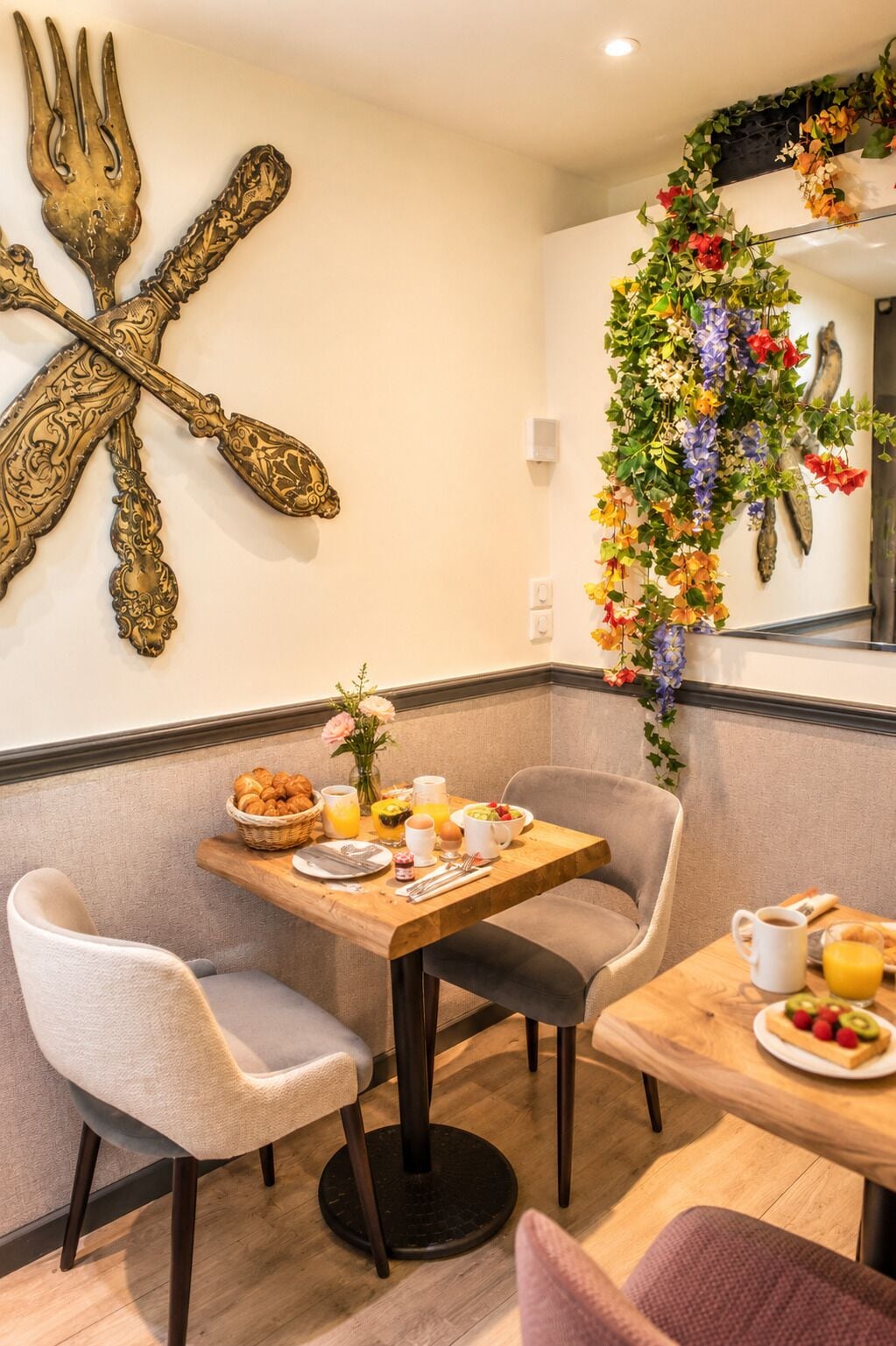 Petit déjeuner buffet servi tous les jours en supplément