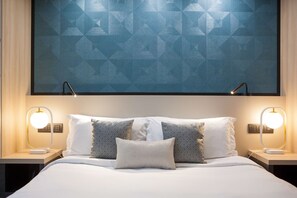 Superior Room, 1 Queen Bed, Non Smoking | Egyptian cotton sheets, premium bedding, down comforters, pillowtop beds