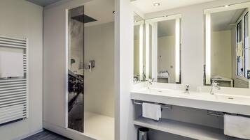 In-room safe, blackout curtains, soundproofing, free cots/infant beds