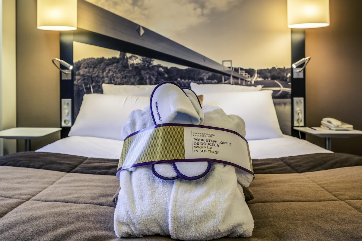 Privilege, Superior Room, 1 Double Bed with Sofa bed | In-room safe, blackout drapes, soundproofing, free cribs/infant beds