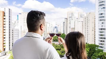 標準客房, 1 張標準雙人床 | 迷你吧、房內夾萬、書桌、遮光窗簾/窗簾
