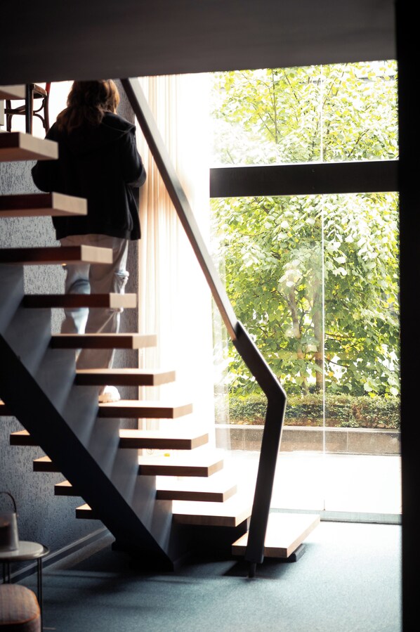 Interior detail - Queen Anne Hotel (Brussels)