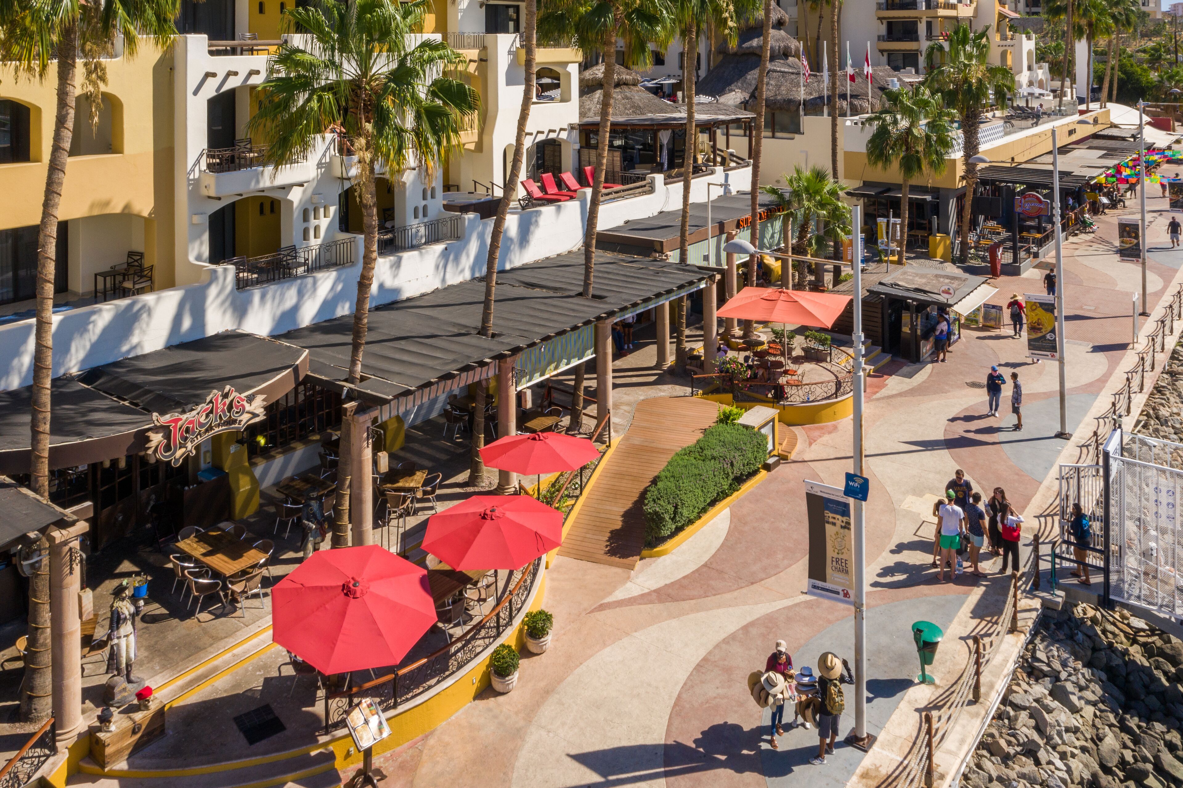 8 restaurants, breakfast, lunch served; local and international cuisine