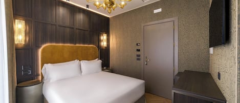 Classic-Doppel- oder -Zweibettzimmer | Allergikerbettwaren, Betten mit Memory-Foam-Matratzen, Minibar