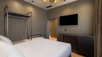 Camera Classic con letto matrimoniale o 2 letti singoli | Biancheria da letto ipoallergenica, materassi in memory foam, minibar