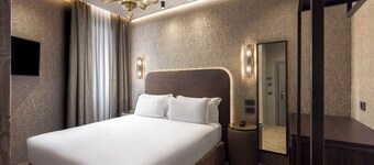 Hotel Atmosphere