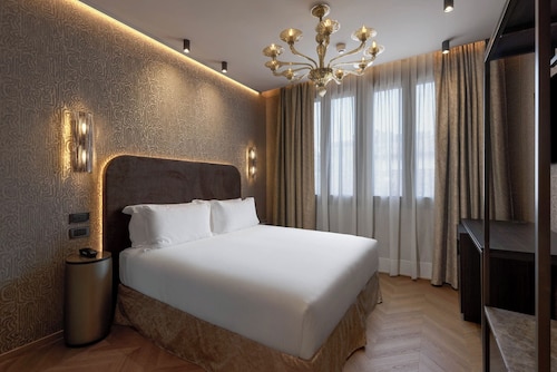 Hotel Atmosphere