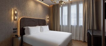 Hotel Atmosphere