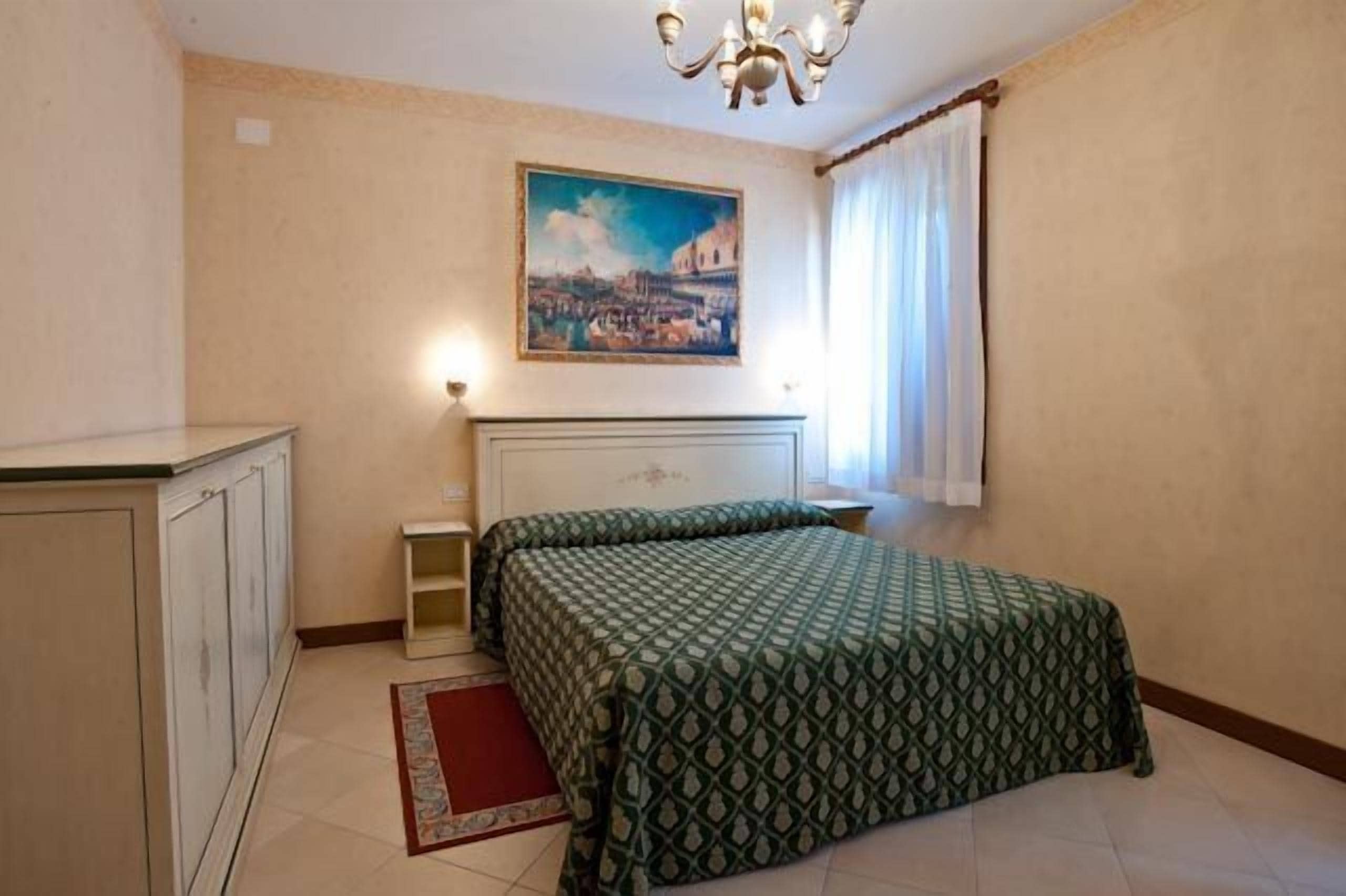 Hotel Florida