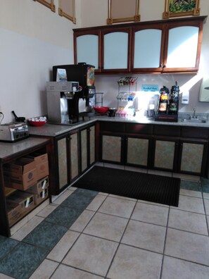 Breakfast area