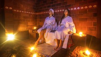 Salas de tratamiento para parejas y baño de vapor