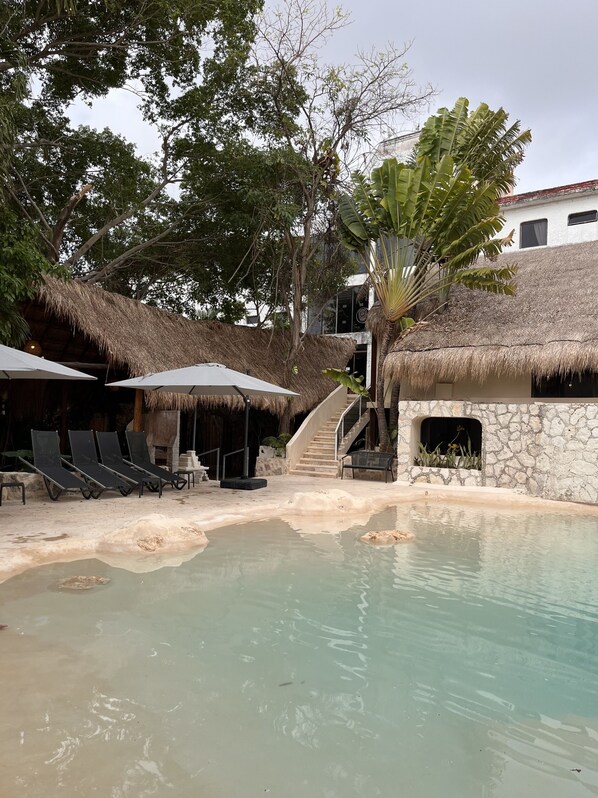 Alberca al aire libre 