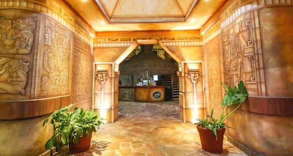 Hotel Xbalamque and Spa Cancun
