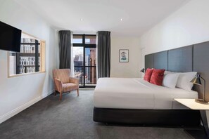 Three Bedroom Penthouse | Hypo-allergenic bedding, in-room safe, desk, blackout drapes