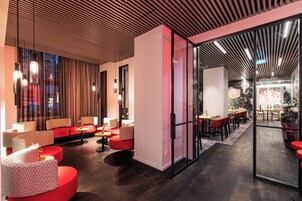 Siddeområde i lobbyen