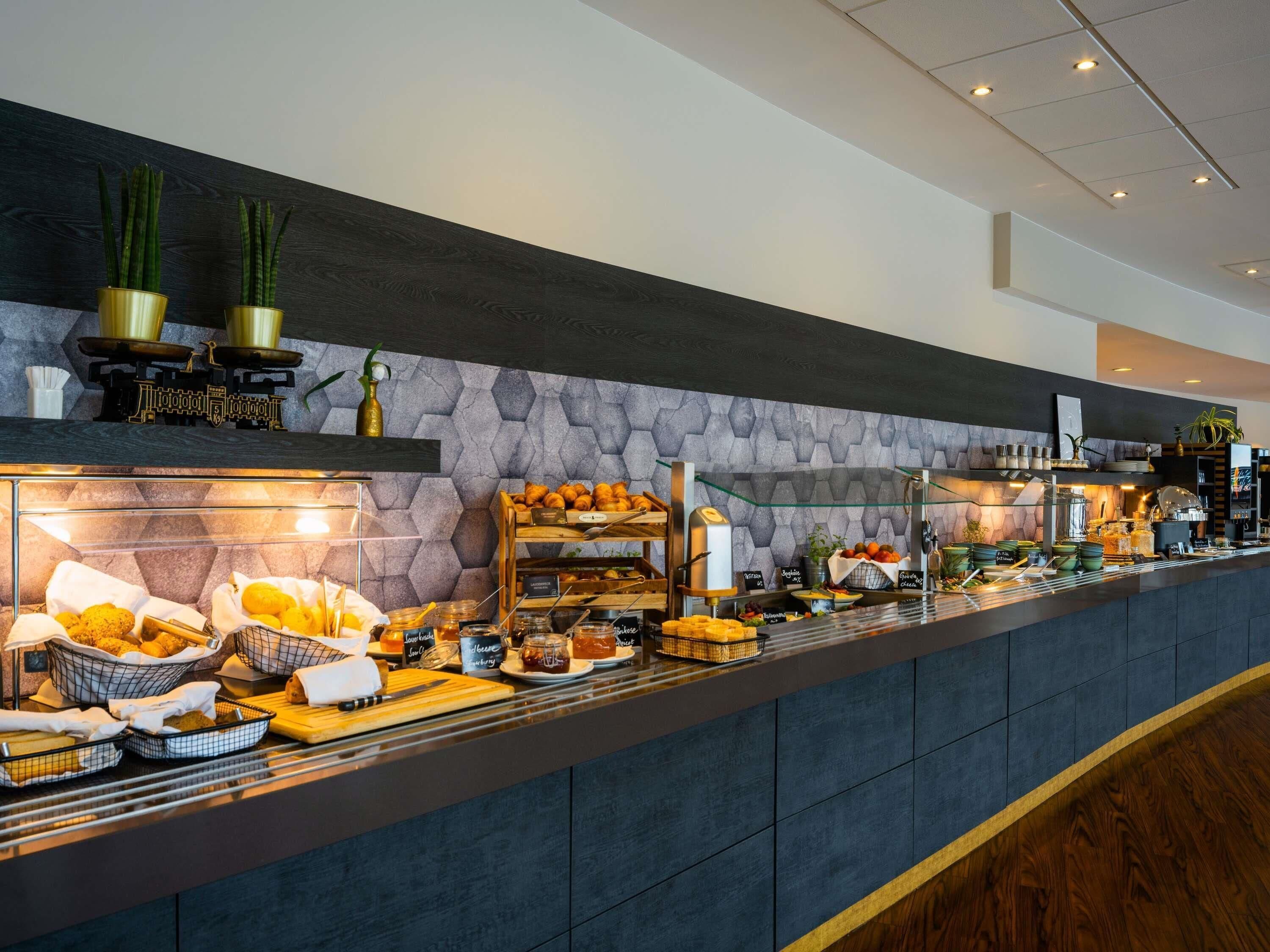 Daily buffet breakfast (EUR 17 per person)