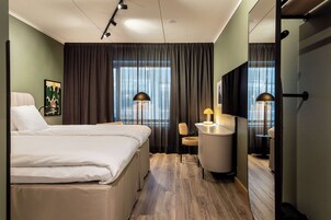 Ropa de cama hipoalergénica y minibar 