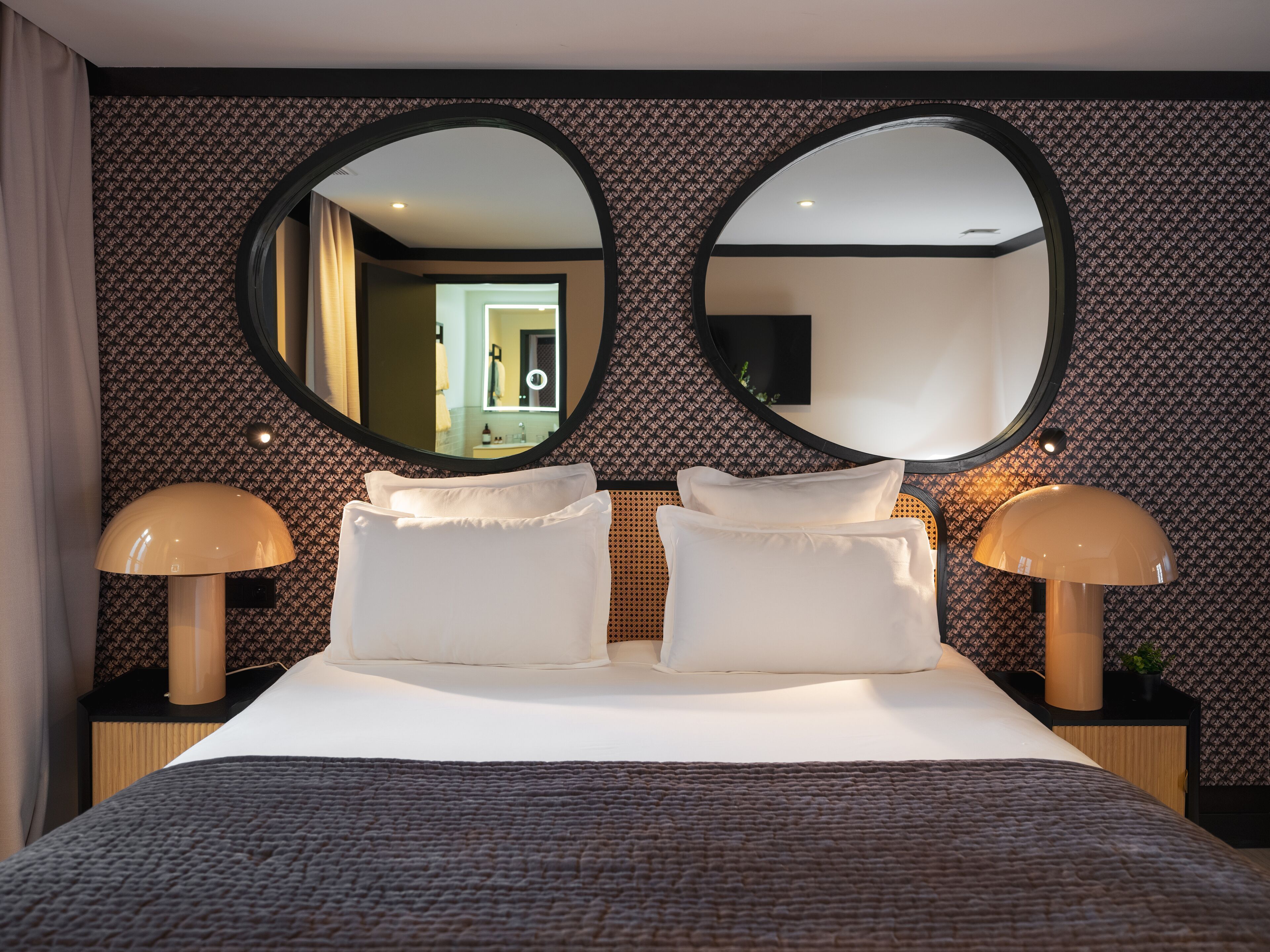 Premium bedding, in-room safe, desk, soundproofing