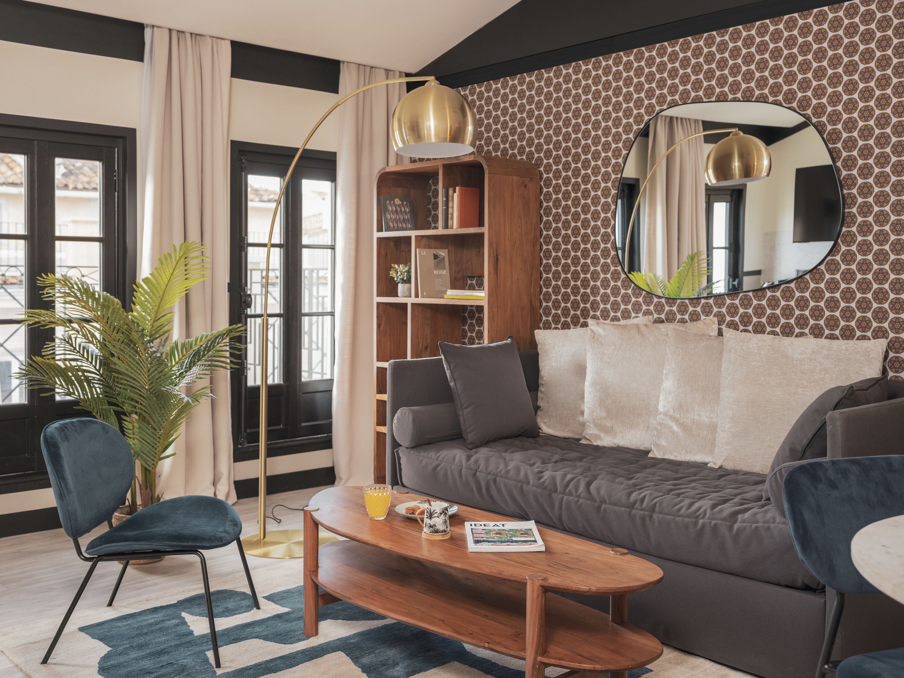 アパートメント (Appartement Duplex Terrasse - 1 cham) | リビング エリア | 液晶テレビ