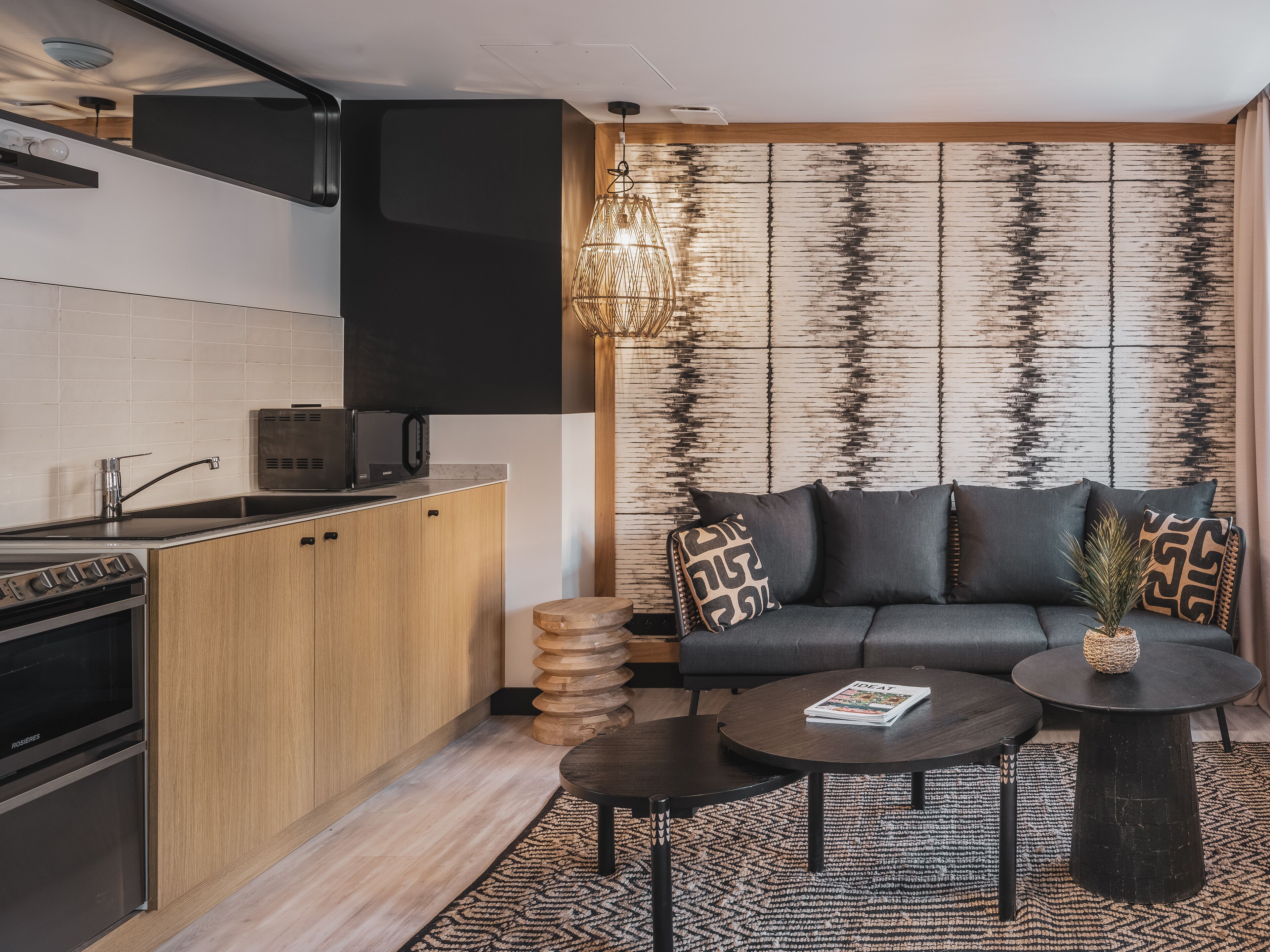 1 Bedroom Apartment - 2 people | Living area | LCD TV