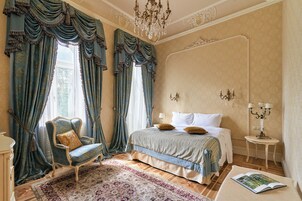 Presidential Suite, City View | Premium bedding, minibar, in-room safe, desk