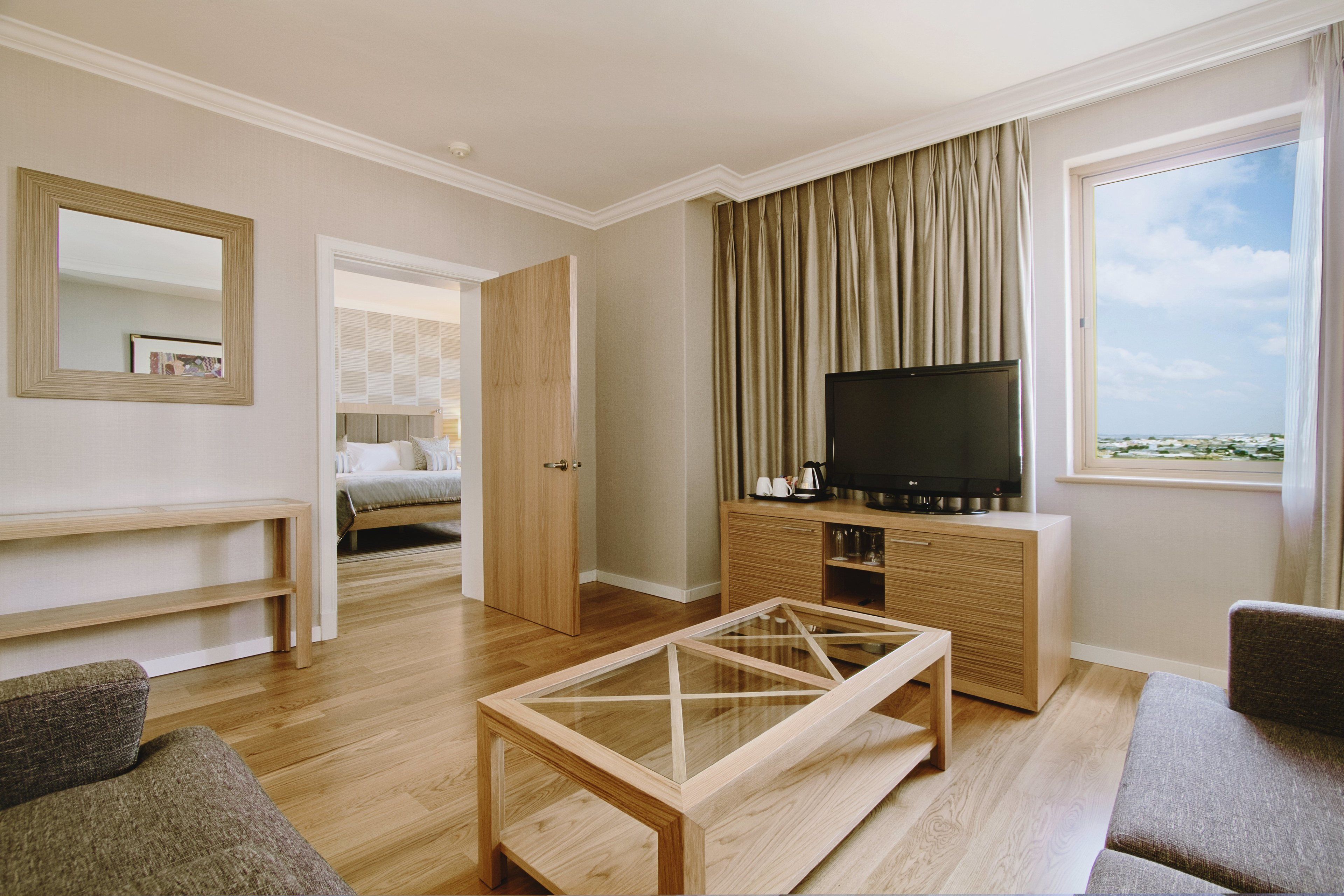 32-inch lcd tv with satellite channels, tv