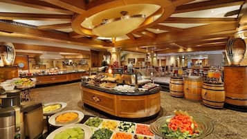 Daily buffet breakfast (ZAR 255 per person)