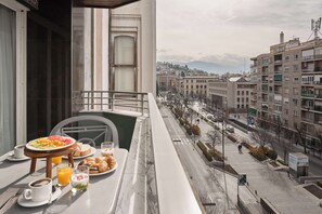 Double or Twin Room, Terrace | 1 bedroom, minibar, in-room safe, desk