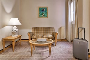 Minibar, in-room safe, desk, blackout drapes