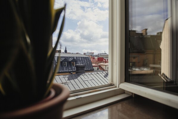Standard Twin Room | City view