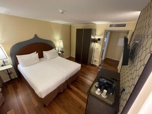 經典客房 | 迷你吧、客房內保險箱、熨斗/熨衣板、免費無線上網