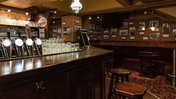 Bar (en la propiedad)