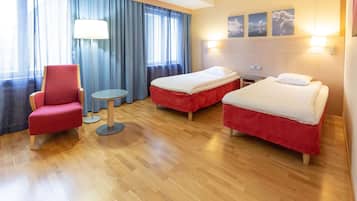 Superior Twin Room | Hypo-allergenic bedding, desk, blackout drapes, free cribs/infant beds
