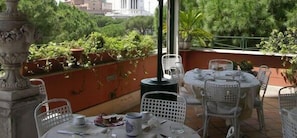 Servei de restauració a l'aire lliure