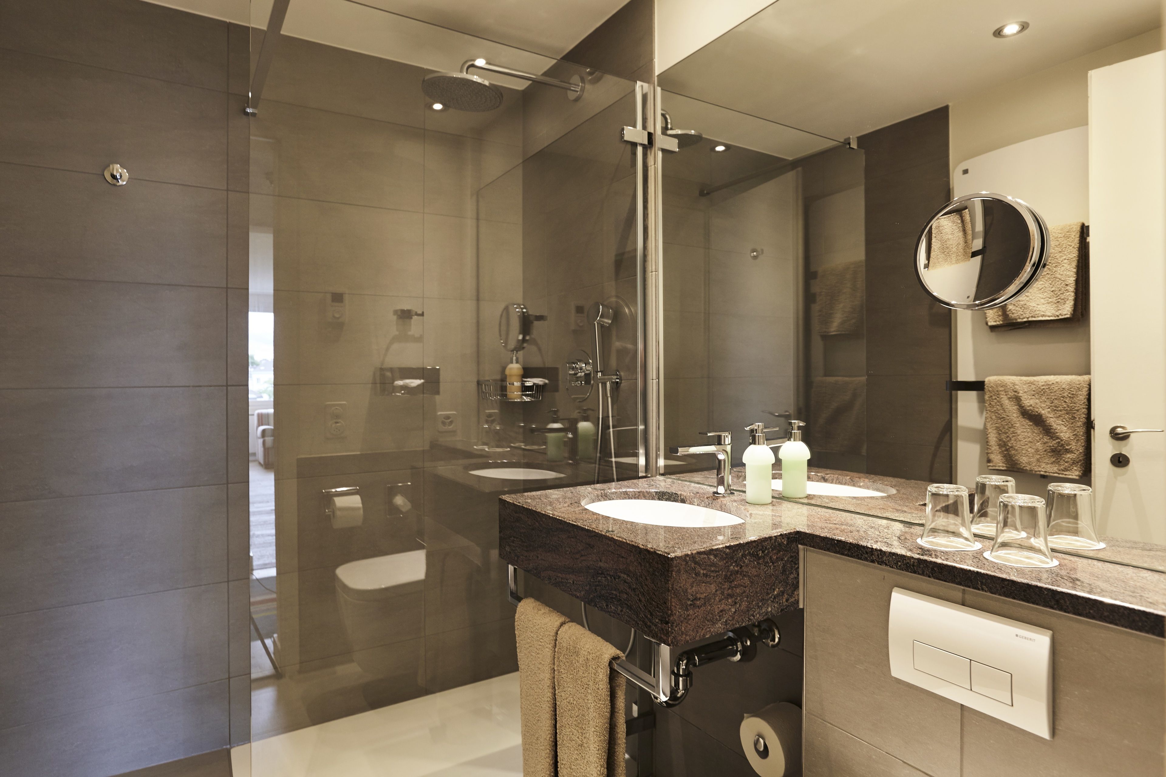 large double room | bathroom | hair dryer, bathrobes, towels, shampoo