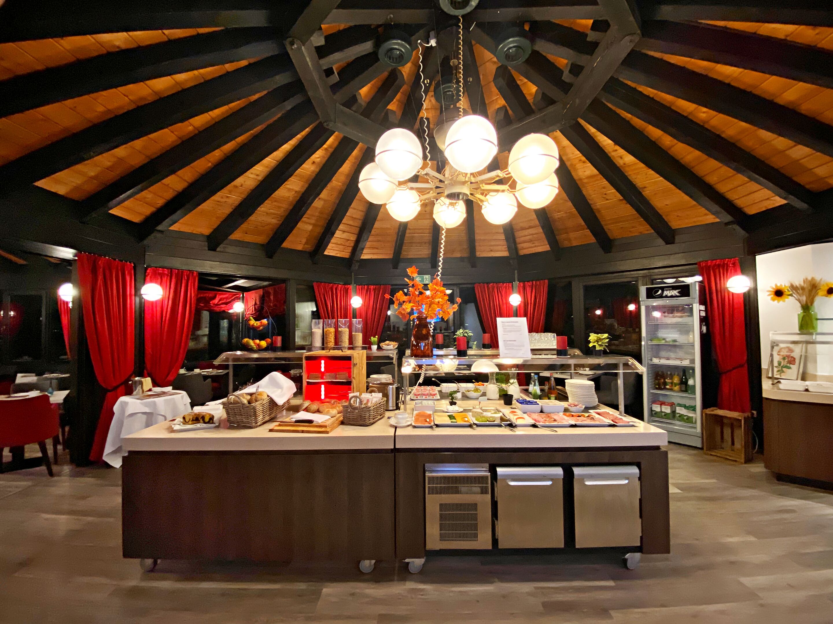 daily buffet breakfast (eur 18.9 per person)