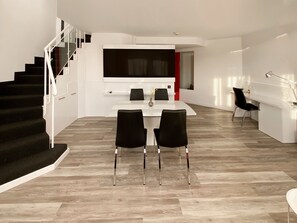 Suite | Living area