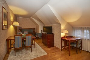 Tomannsrom – superior (Large, Linna Building) | Oppholdsområde | TV og filmkjøp