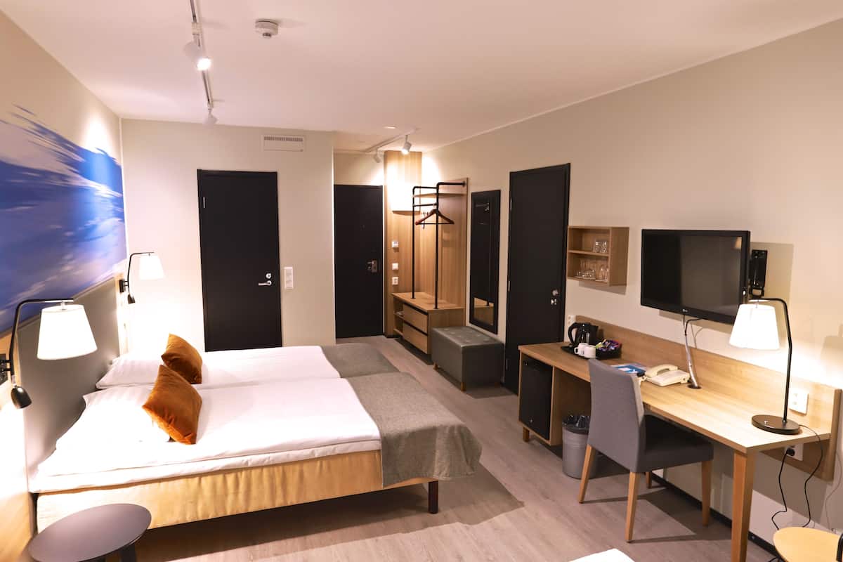 desk, blackout curtains, free wifi, bed sheets