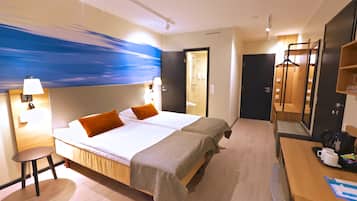 Bureau, rideaux occultants, Wi-Fi gratuit, draps fournis