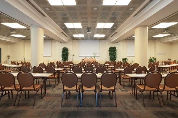 สถานที่จัดงานประชุม