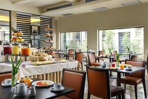 Daily buffet breakfast (EUR 15 per person)