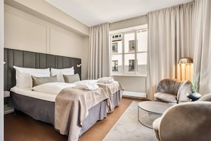 Chambre Deluxe avec lits jumeaux, non-fumeurs | 1 chambre, literie hypoallergénique, bureau, rideaux occultants